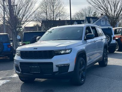 New 2025 Jeep Grand Cherokee L Limited w/ Black Appearance Package