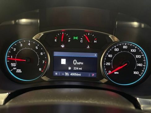 Used 2023 Chevrolet Traverse LT w/ LT Premium Package AWD/4WD image 18