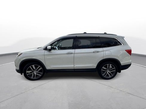 Used 2017 Honda Pilot Elite image 9