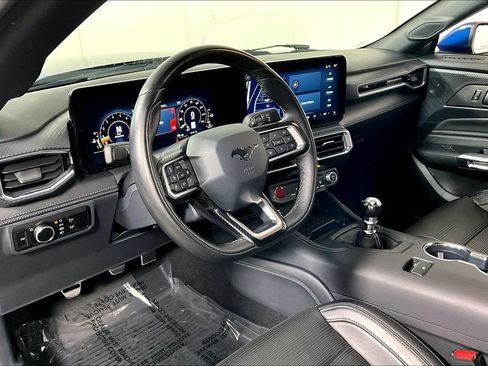 Used 2024 Ford Mustang GT Premium image 13