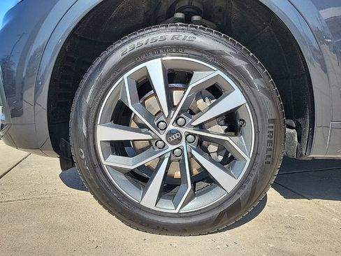 Used 2021 Audi Q5 2.0T Premium Plus w/ Premium Plus Package AWD/4WD image 9