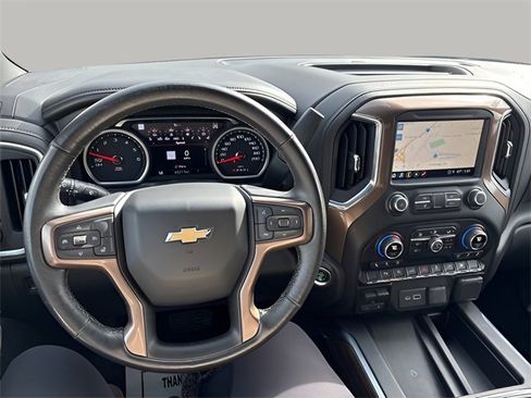 Used 2021 Chevrolet Silverado 1500 High Country image 9