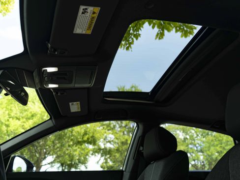 Used 2025 Honda Accord Sport image 35