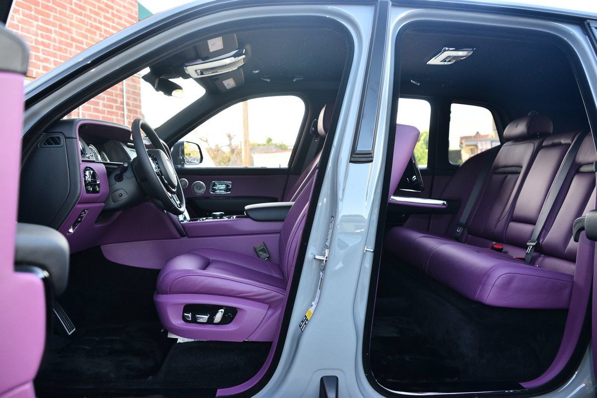 Certified 2022 Rolls-Royce Cullinan w/ Technology Package AWD/4WD image 16