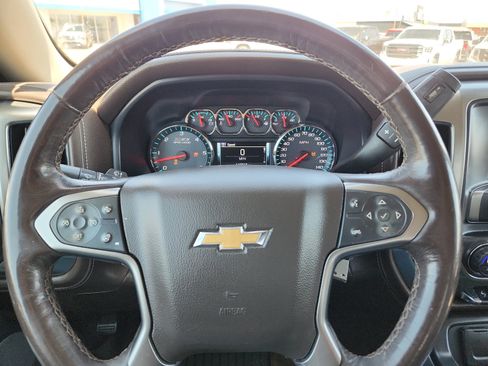 Used 2018 Chevrolet Silverado 1500 LTZ Z71 w/ LTZ Plus Package AWD/4WD image 19