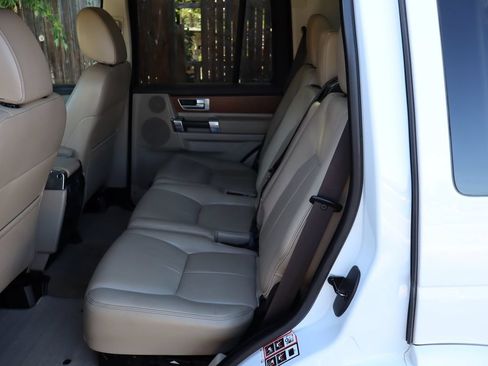 Used 2016 Land Rover LR4 HSE LUX AWD/4WD image 21