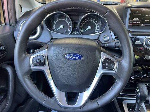 Used 2014 Ford Fiesta Titanium FWD image 14