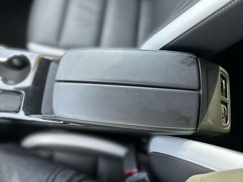 Certified 2025 Buick Envision Sport Touring AWD/4WD image 24