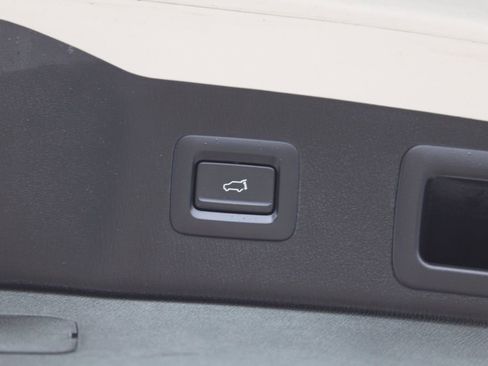 Used 2022 MAZDA CX-5 AWD 2.5 S w/ Premium Package image 12