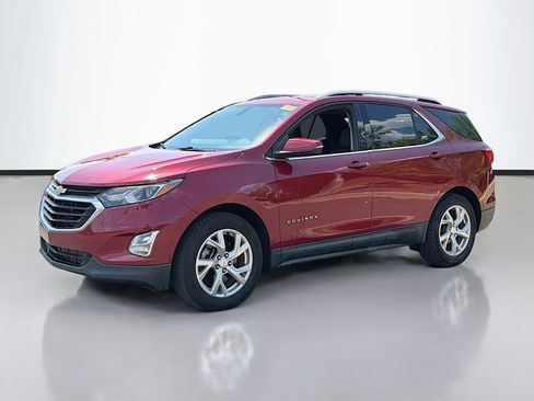 Used 2018 Chevrolet Equinox LT FWD image 2
