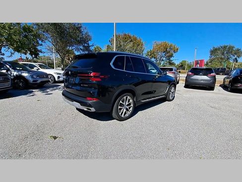 Used 2024 BMW X5 xDrive50e image 35