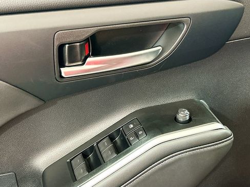 New 2026 Toyota Highlander XSE AWD/4WD image 17