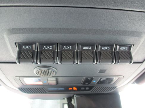 Certified 2024 Ford Bronco Badlands image 17