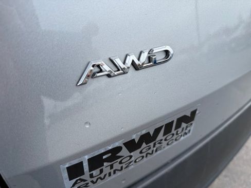 Certified 2025 Toyota Grand Highlander AWD image 19