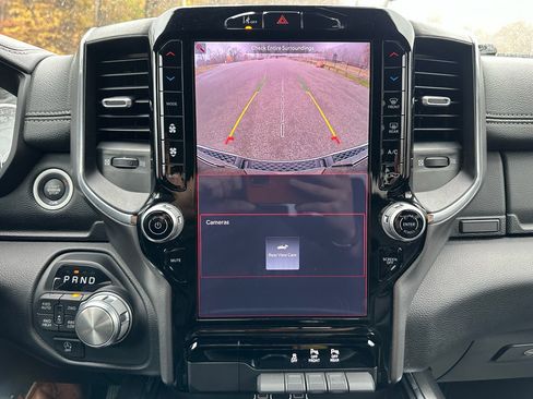Used 2025 RAM 1500 Laramie image 21