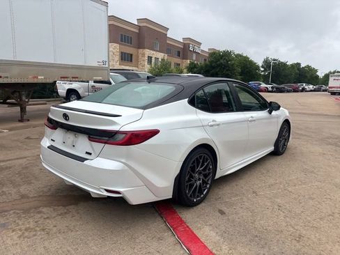 Used 2025 Toyota Camry XSE w/ Premium Plus Package image 5