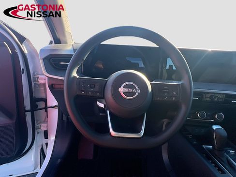 Used 2026 Nissan Kicks S FWD image 14