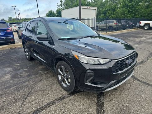 Used 2024 Ford Escape ST-Line FWD image 3