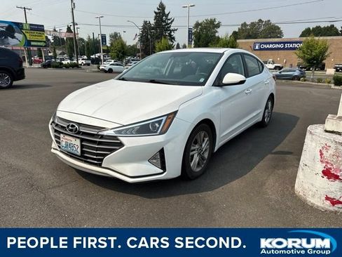 Used 2020 Hyundai Elantra Value Edition w/ Cargo Package (C1) FWD image 1