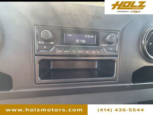 Used 2025 Mercedes-Benz Sprinter 2500 image 13