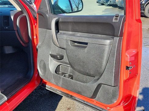 Used 2013 Chevrolet Silverado 1500 LT image 19
