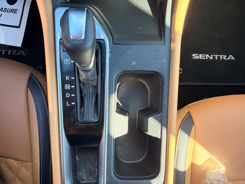 Used 2020 Nissan Sentra SV w/ SV Premium Package FWD image 19