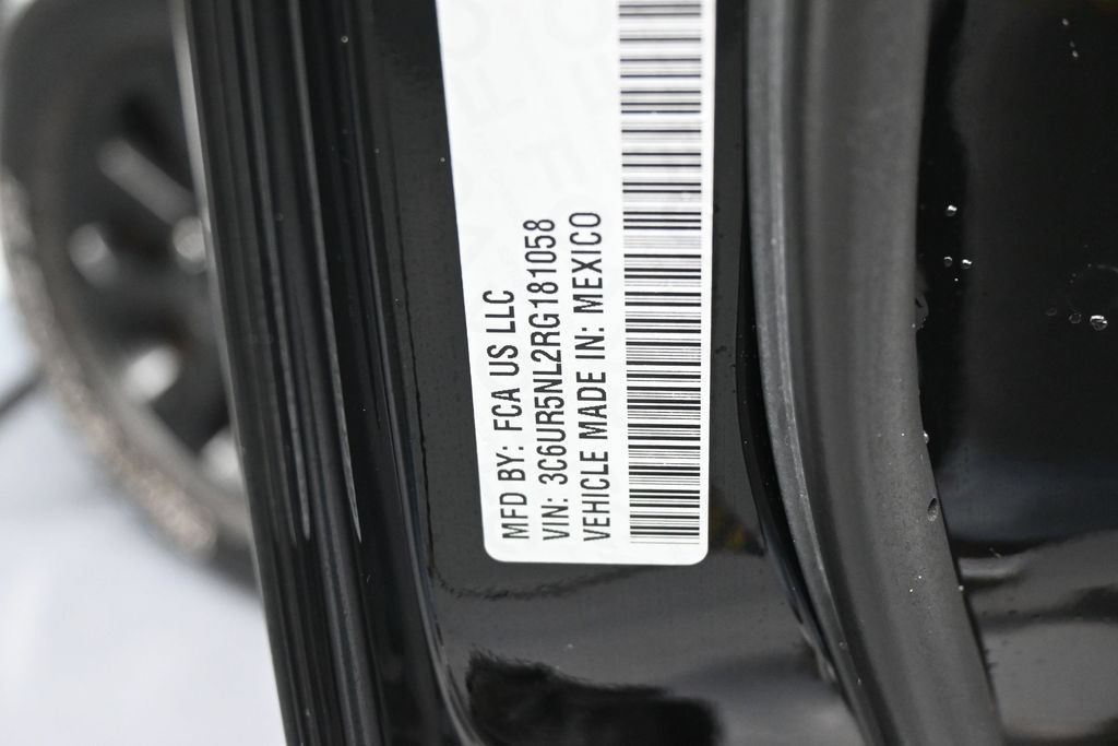 Used 2024 RAM 2500 Laramie w/ Night Edition AWD/4WD image 17