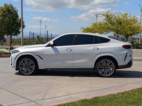 Certified 2024 BMW X6 xDrive40i w/ Executive Package AWD/4WD image 8