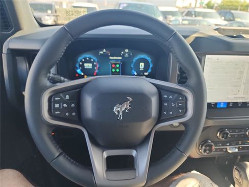 New 2026 Ford Bronco Badlands AWD/4WD image 37