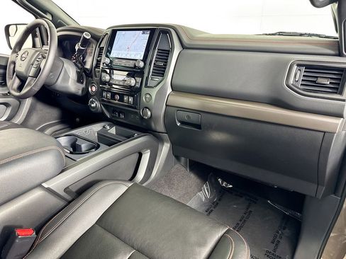 Used 2024 Nissan Titan PRO-4X w/ Pro-4x Convenience Package AWD/4WD image 36