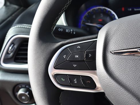 New 2026 Chrysler Pacifica Select FWD image 15