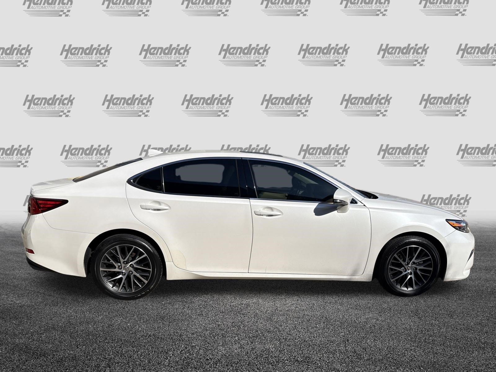 Used 2017 Lexus ES 350 FWD image 11