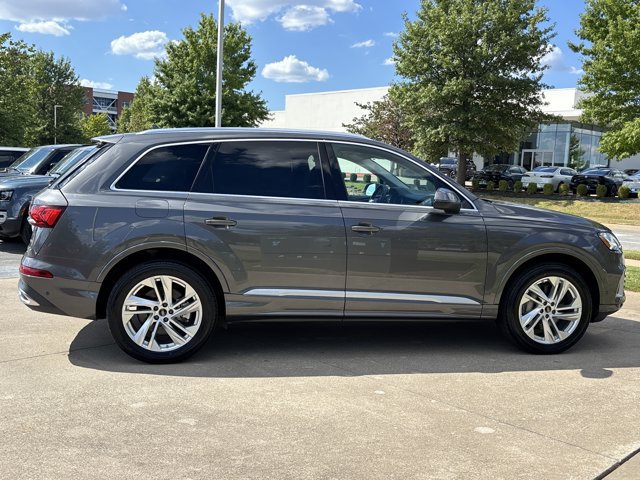 Used 2024 Audi Q7 3.0T Premium Plus AWD/4WD image 2