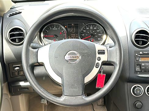 Used 2013 Nissan Rogue S FWD image 21