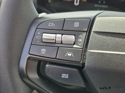 Certified 2025 Kia K4 FWD image 27