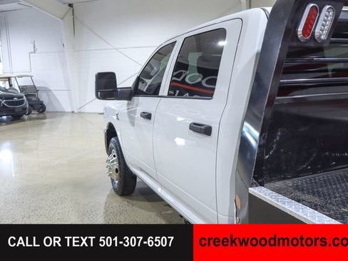 Used 2024 RAM 3500 Tradesman w/ Chrome Appearance Group AWD/4WD image 32