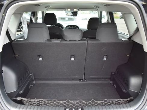 Used 2025 Kia Soul LX w/ LX Technology Package FWD image 30