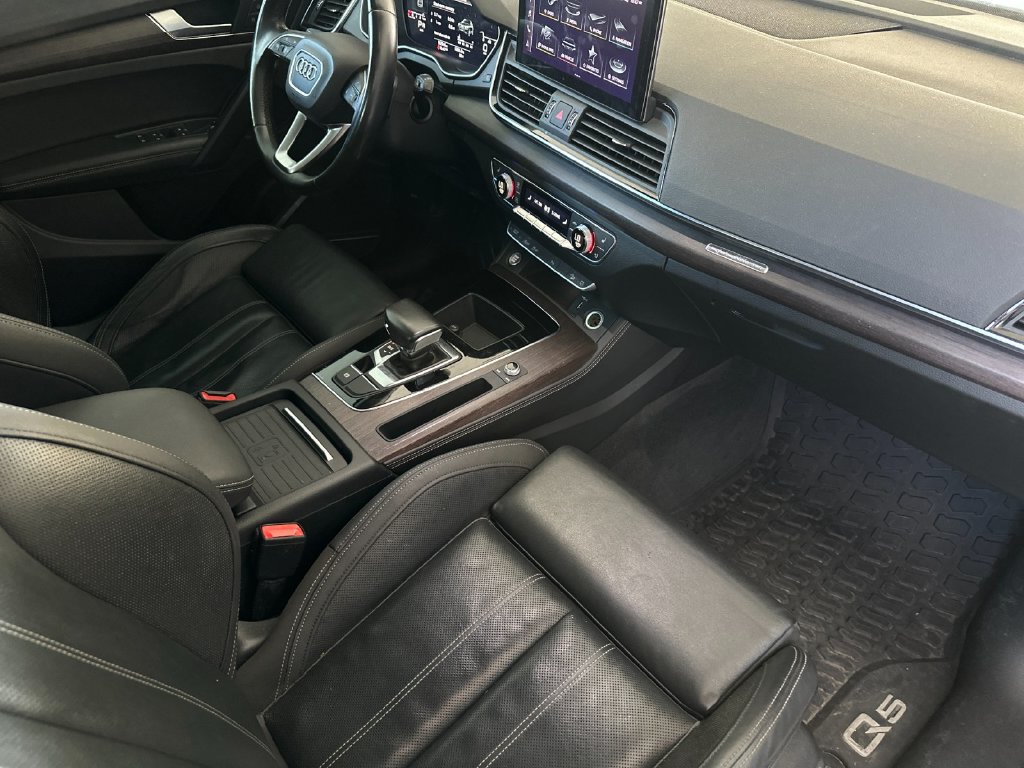 Used 2021 Audi Q5 2.0T Premium Plus w/ Premium Plus Package AWD/4WD image 15