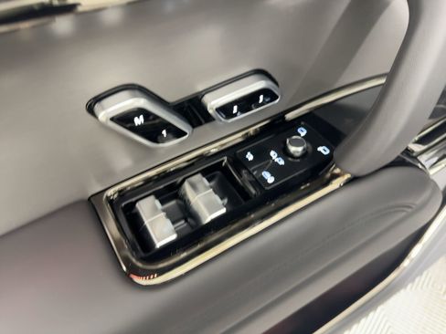 New 2026 Land Rover Range Rover Sport Dynamic SE image 13