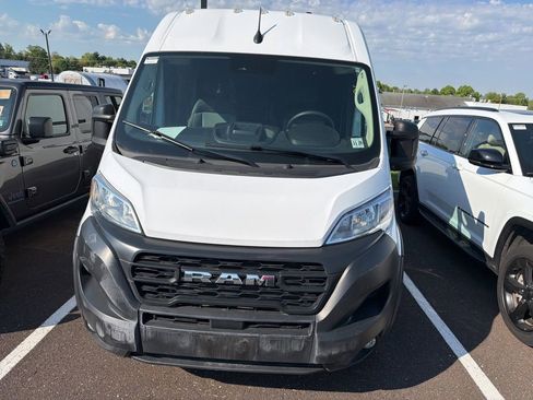 Used 2025 RAM ProMaster 2500 w/ Convenience Group FWD image 5
