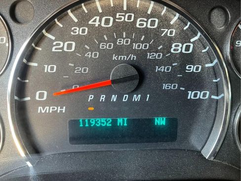 Used 2020 Chevrolet Express 3500 LS image 11