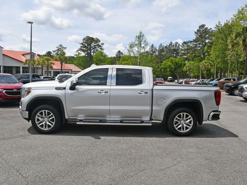 Used 2019 GMC Sierra 1500 SLT w/ SLT Premium Plus Package RWD image 2