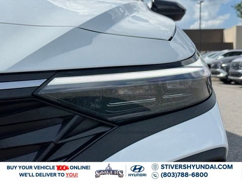 Certified 2025 Hyundai Elantra Sport image 10