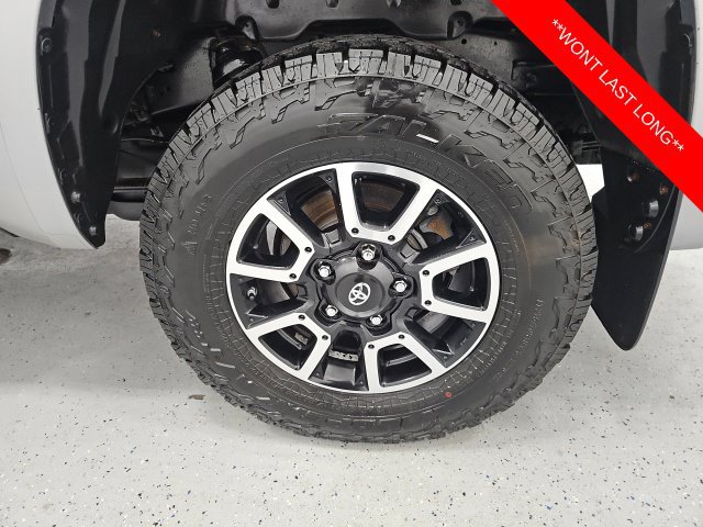 Used 2018 Toyota Tundra SR5 w/ TRD Off Road Package AWD/4WD image 10