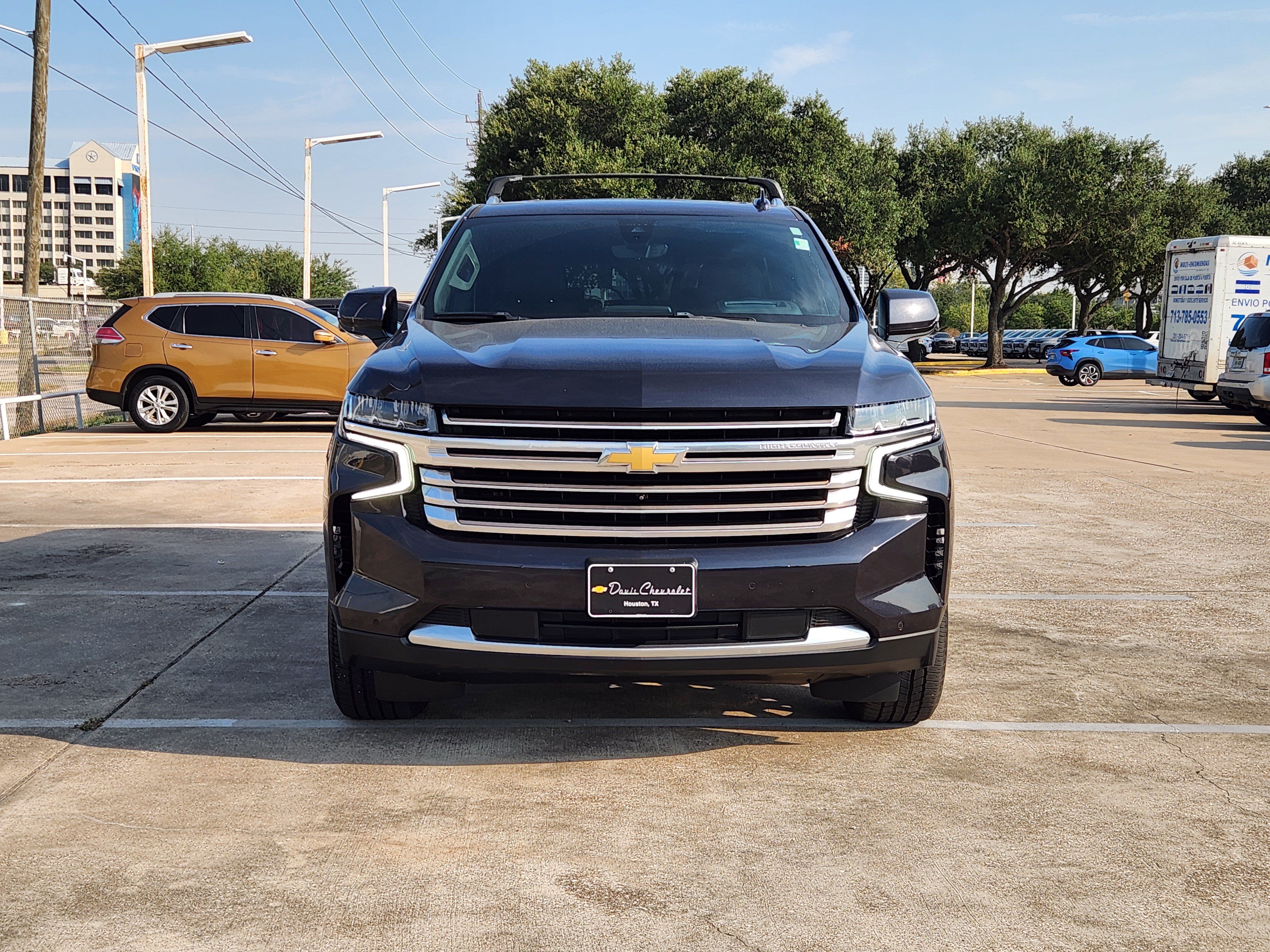 Used 2022 Chevrolet Tahoe High Country AWD/4WD image 3