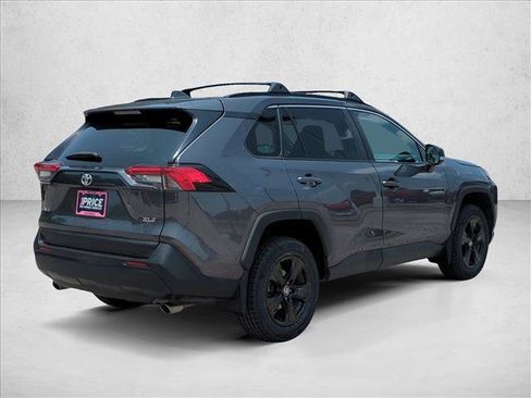 Used 2024 Toyota RAV4 XLE FWD image 5
