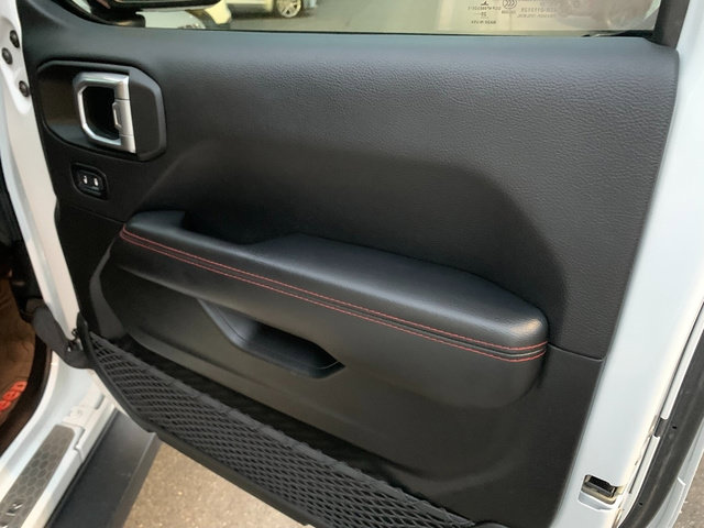 Used 2021 Jeep Wrangler Unlimited Rubicon AWD/4WD image 14
