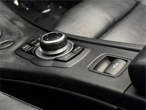 Used 2013 BMW M3 Convertible RWD image 16