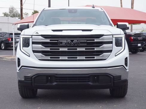 New 2026 GMC Sierra 1500 SLE w/ LPO, Black Badging Package AWD/4WD image 5
