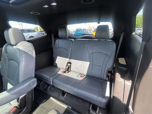 Used 2023 Buick Enclave Premium w/ Experience Buick Package FWD image 12